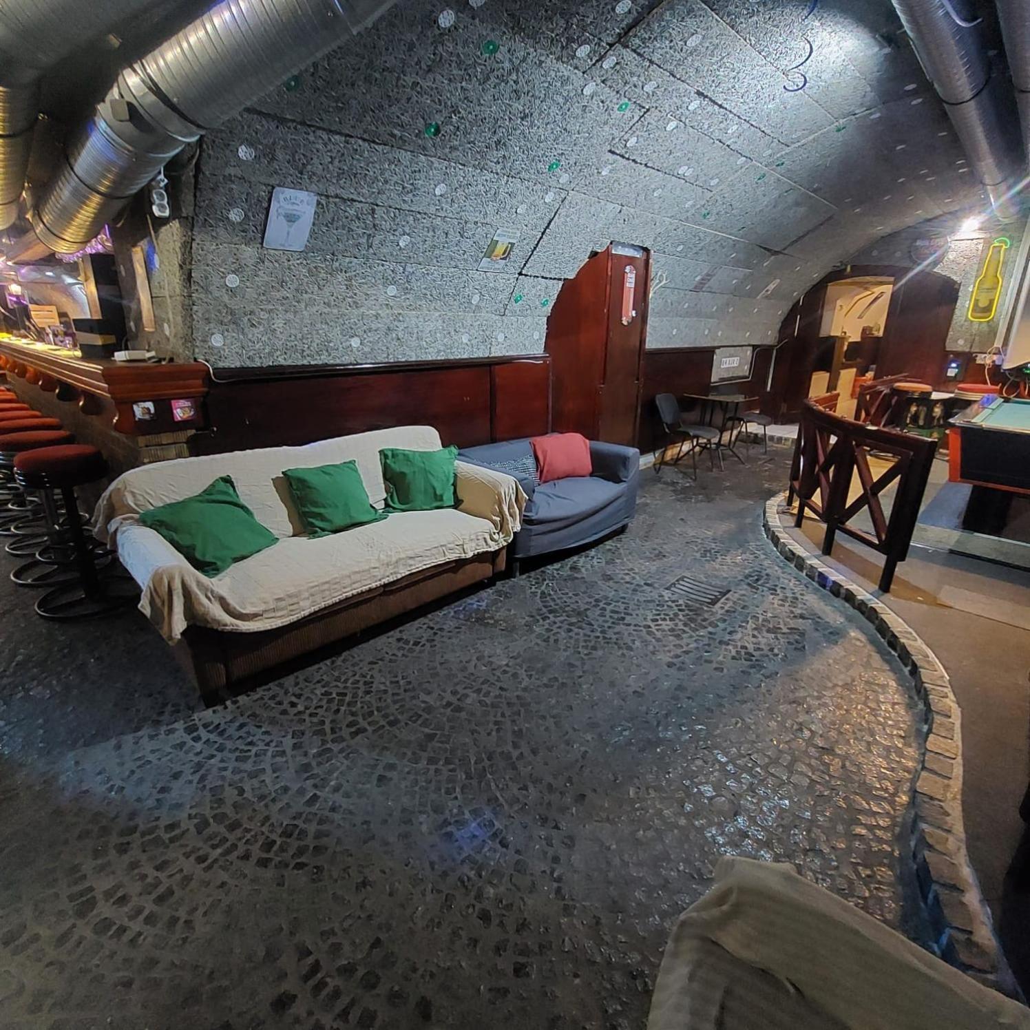 Whole Basement Former Pub 5 For Stag Do Apartament